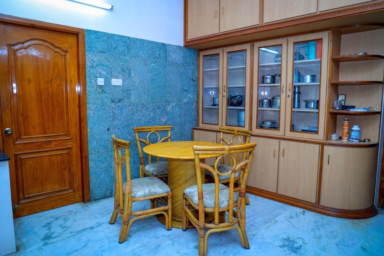 Divine Luxury Villa 蒂鲁帕蒂 外观 照片