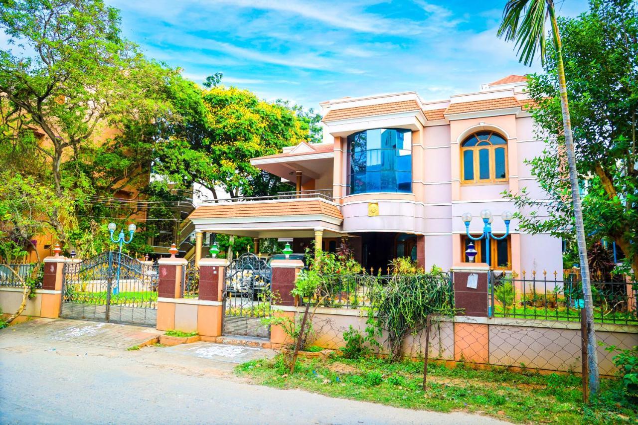 Divine Luxury Villa 蒂鲁帕蒂 外观 照片